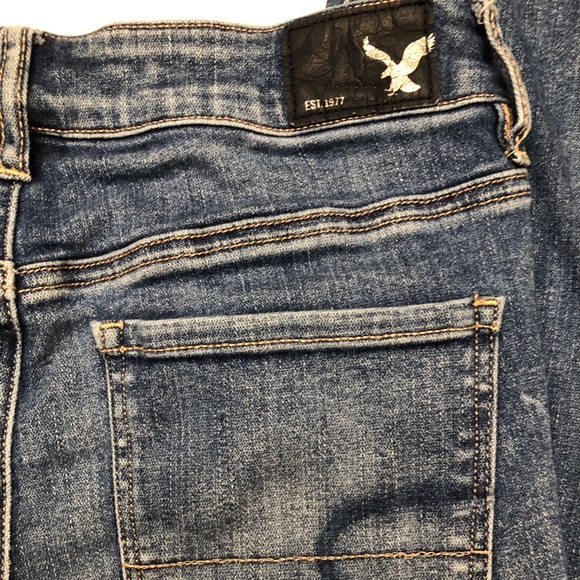 American Eagle Women's Super-Stretch Medium Wash Hi Rise Jegging sz 4 - Picture 10 of 16